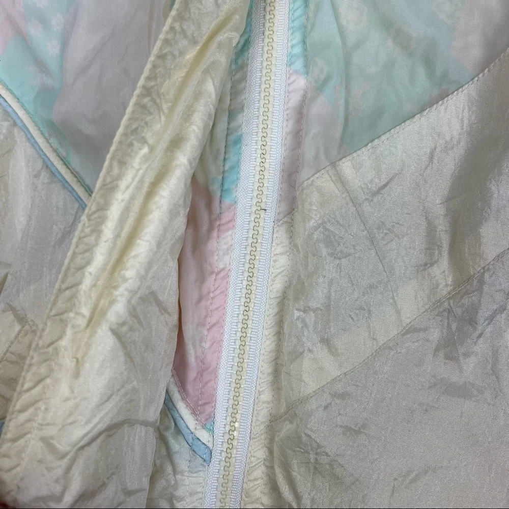 VINTAGE Pastel Quilt Print Zip Front Windbreaker Jacket - Picture 6 of 6